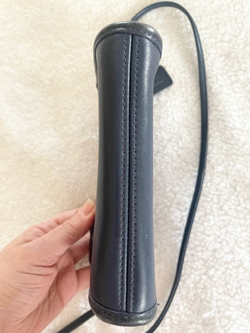 Vintage 80s/90s Coach Abbie Mini Crossbody Bag, Navy Blue Leather - Picture 7 of 10